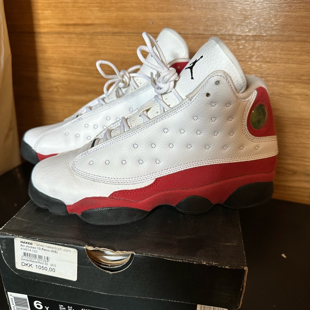Chicago Jordan 13